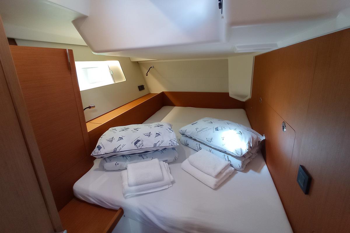 First 53 - 3 + 1 cab., picture 24