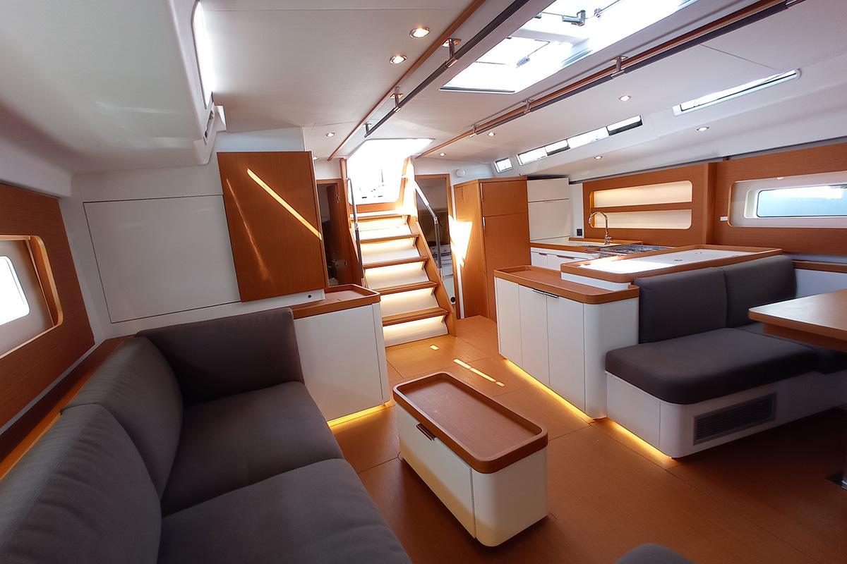 First 53 - 3 + 1 cab., picture 13