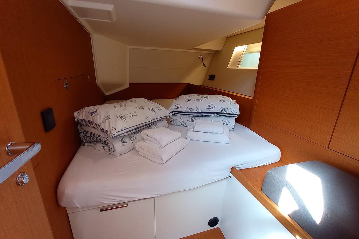 First 53 - 3 + 1 cab., picture 22