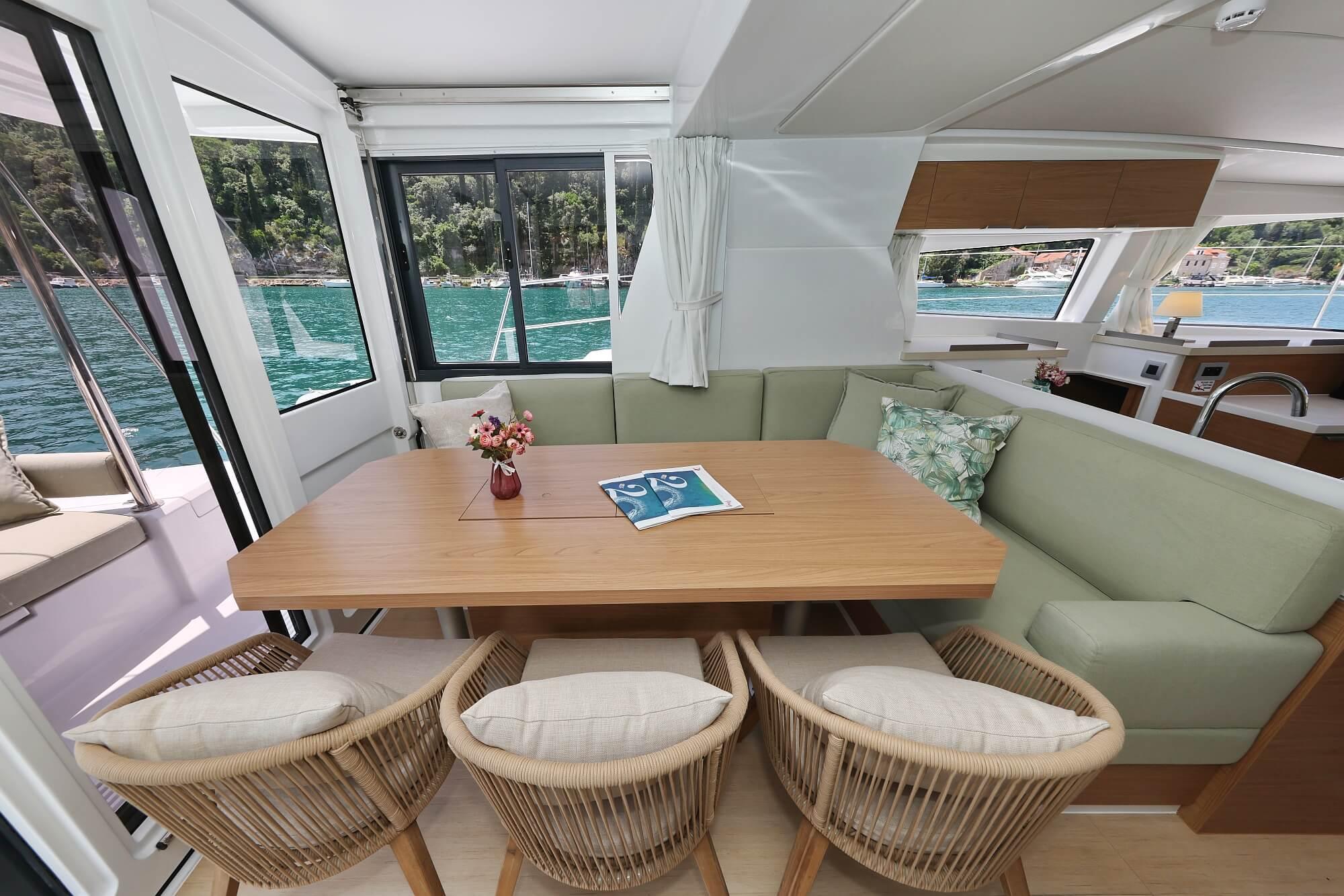 Bali 4.2 - 4 + 1 cab., picture 17