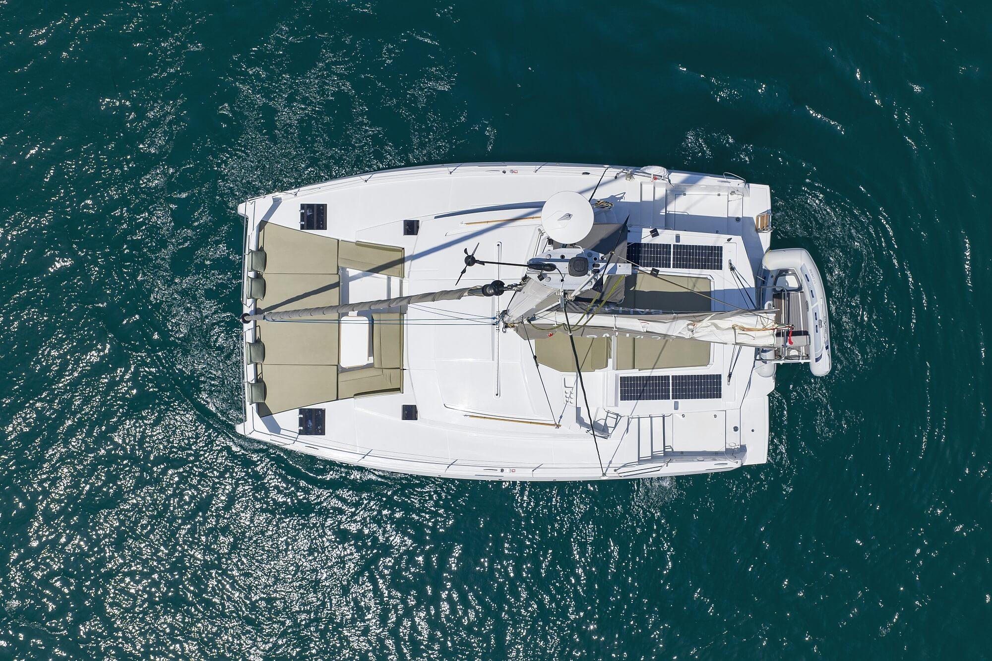 Bali 4.2 - 4 + 1 cab., picture 8