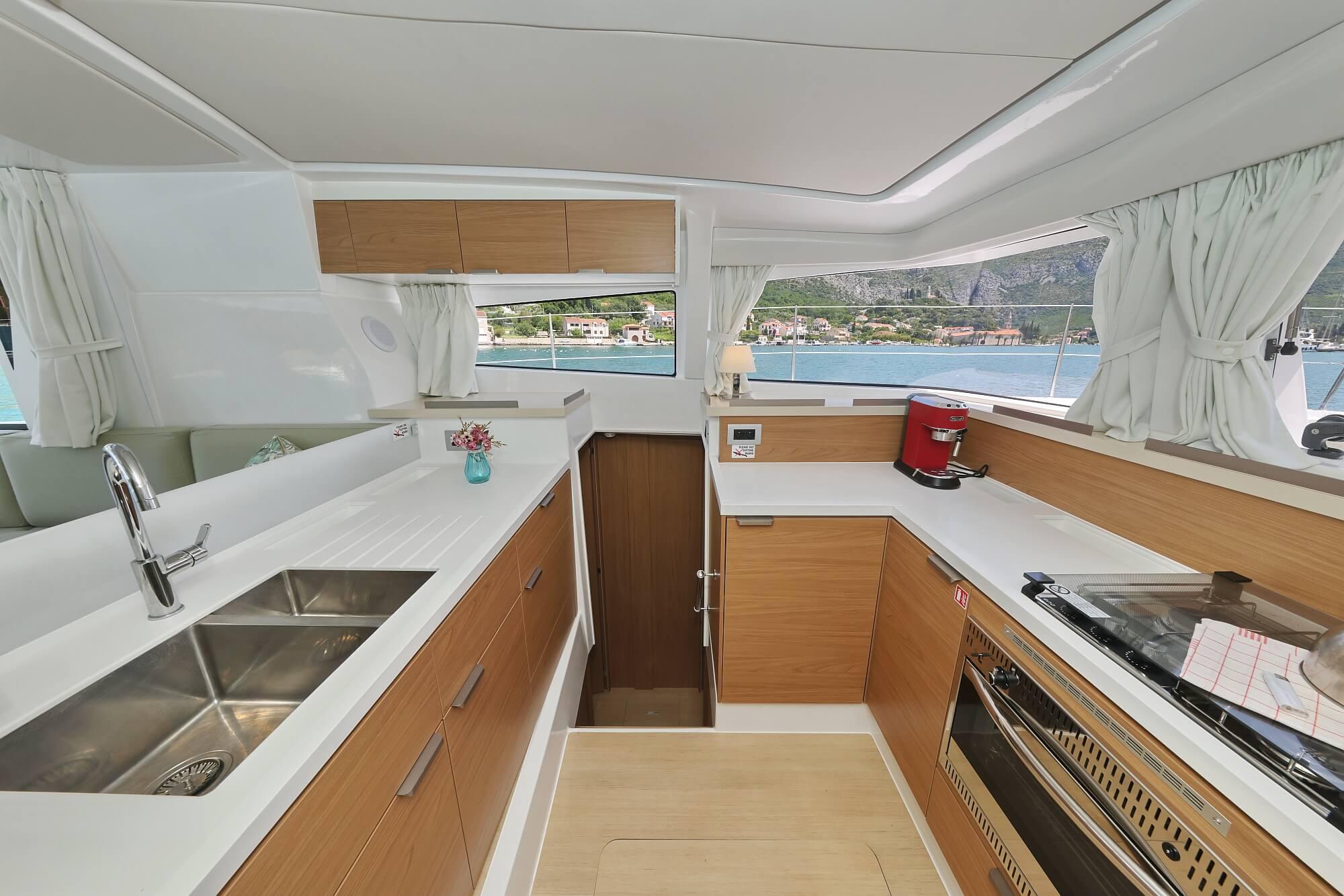 Bali 4.2 - 4 + 1 cab., picture 20