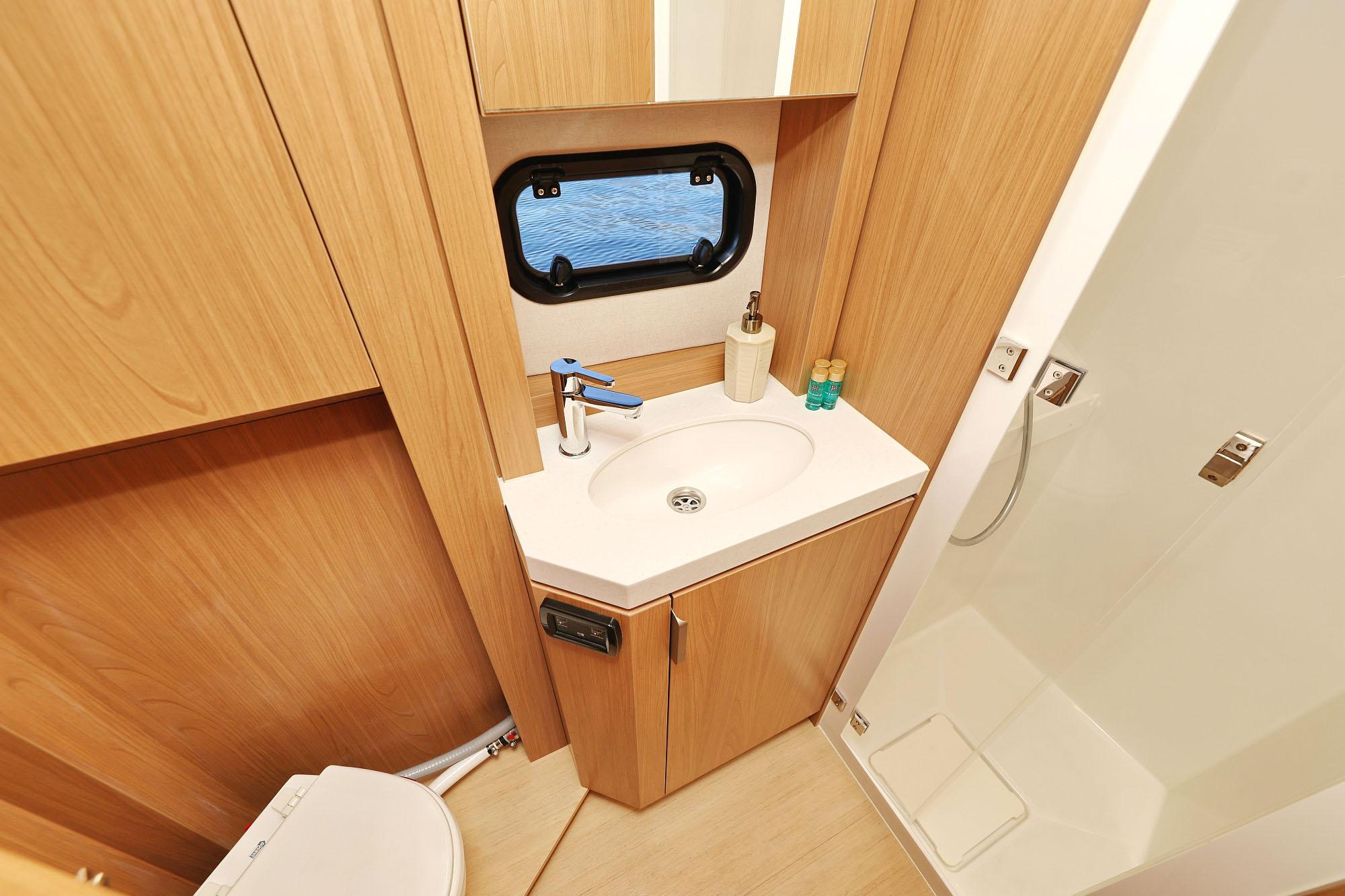 Bali 4.6 - 5 + 2 cab., picture 32