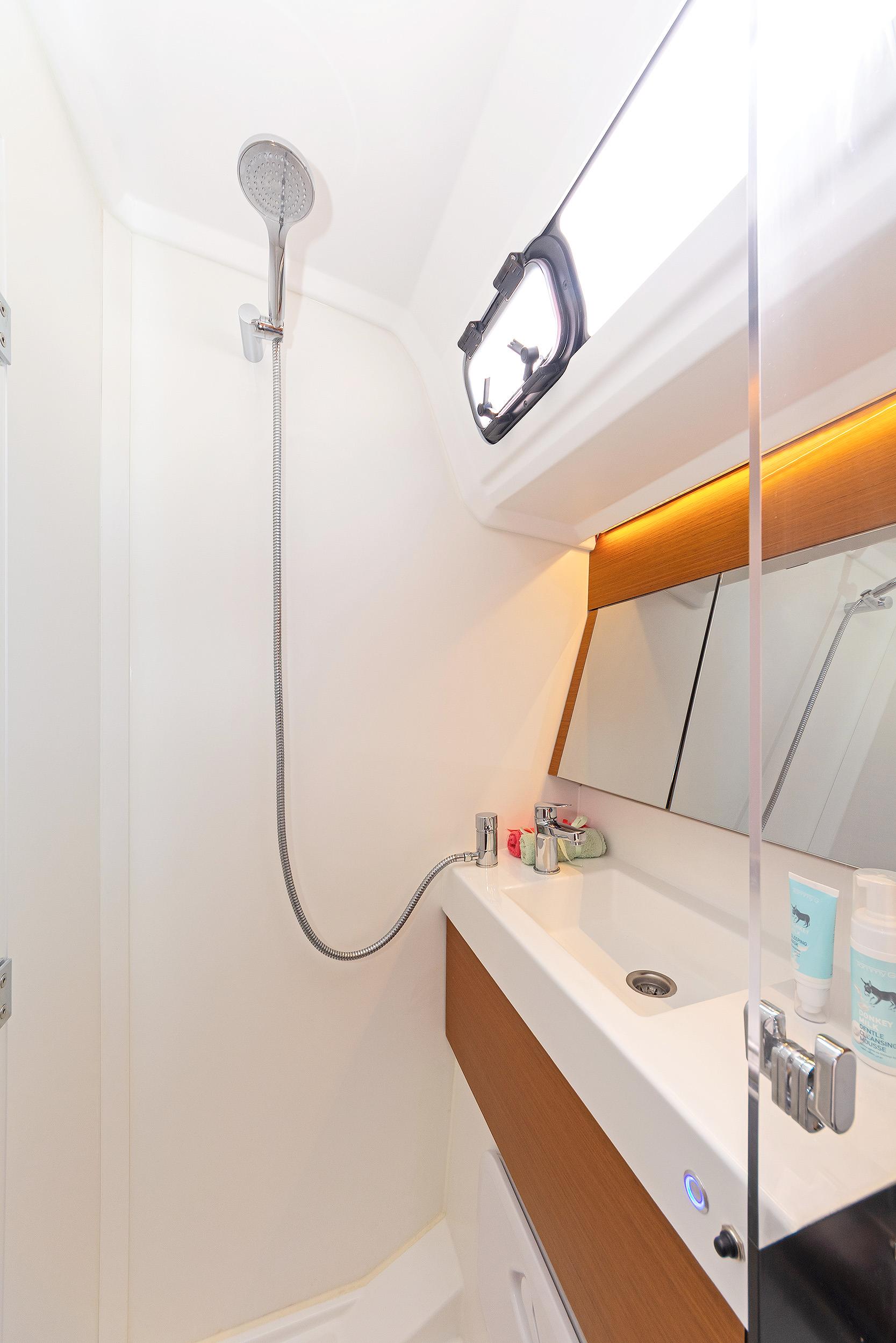 Sun Odyssey 410 - 3 cab., picture 14