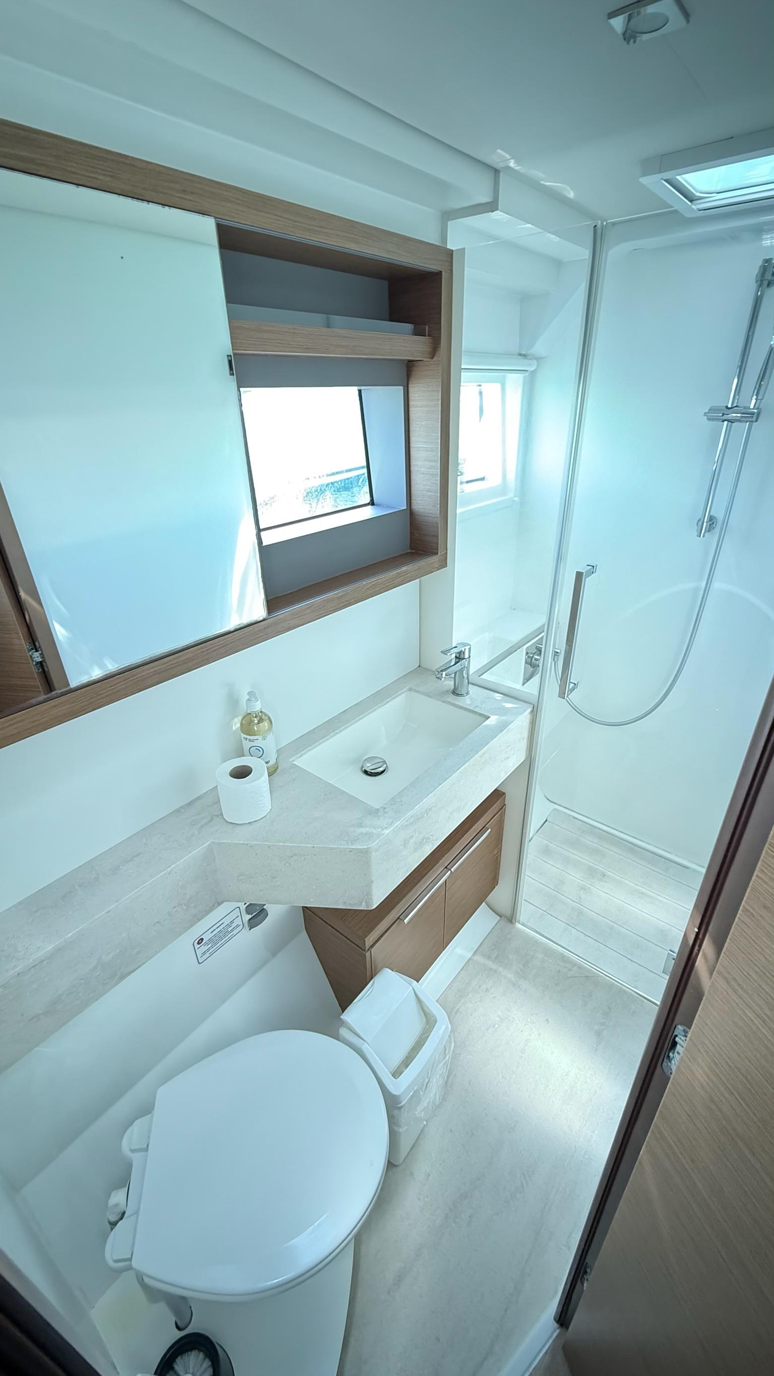 Lagoon 50, picture 34