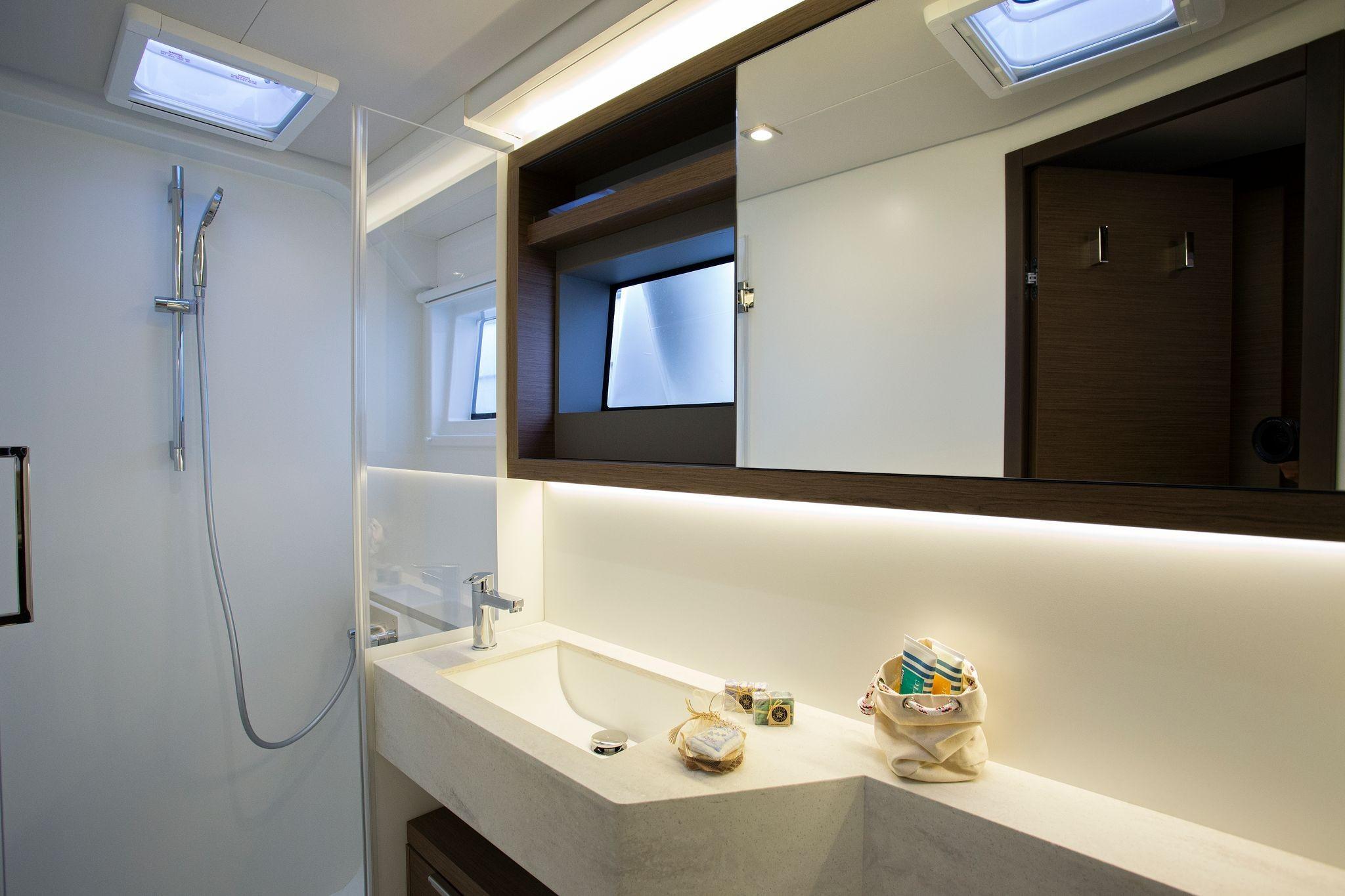 Lagoon 50, picture 37