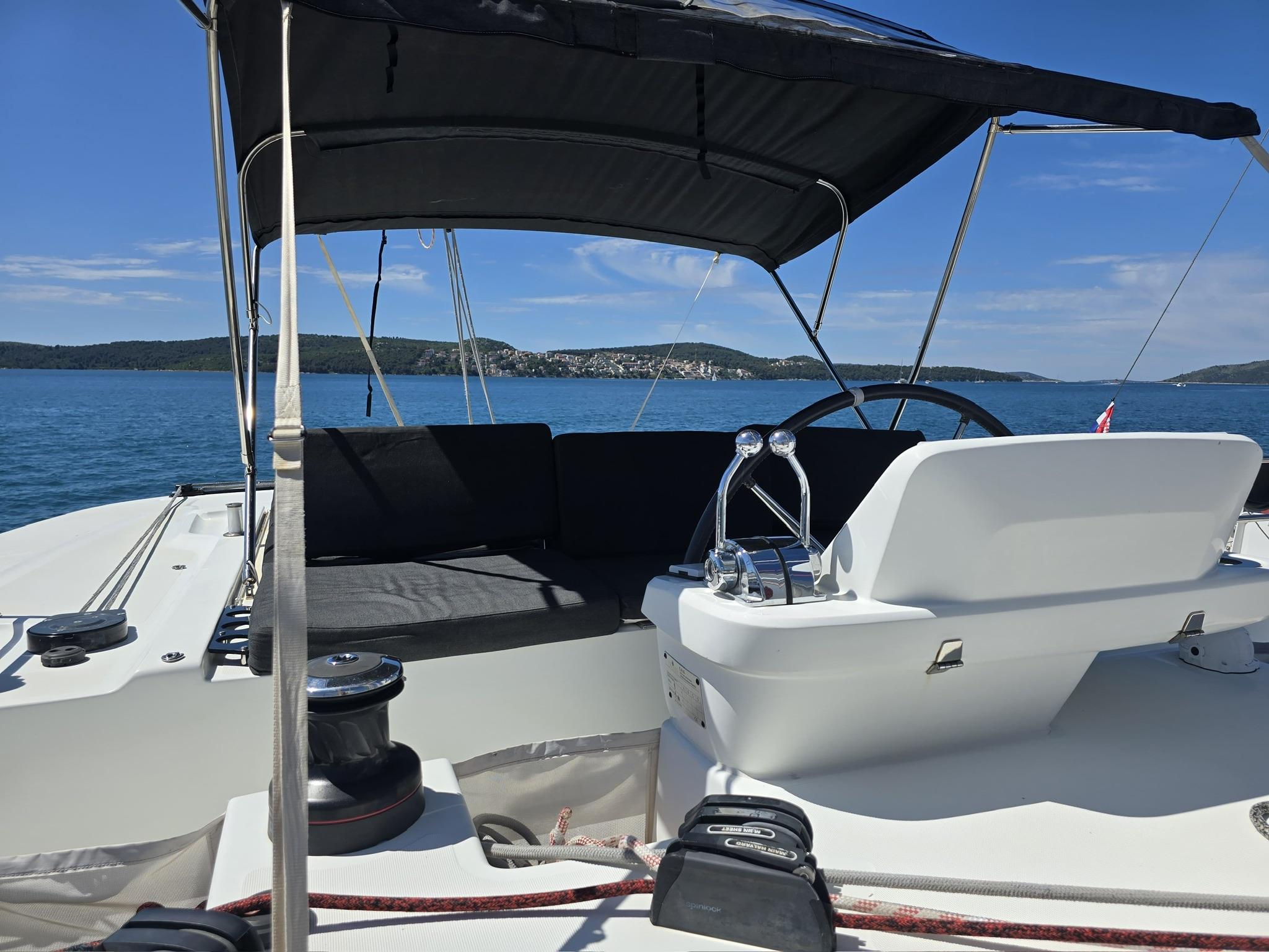 Lagoon 50, picture 6