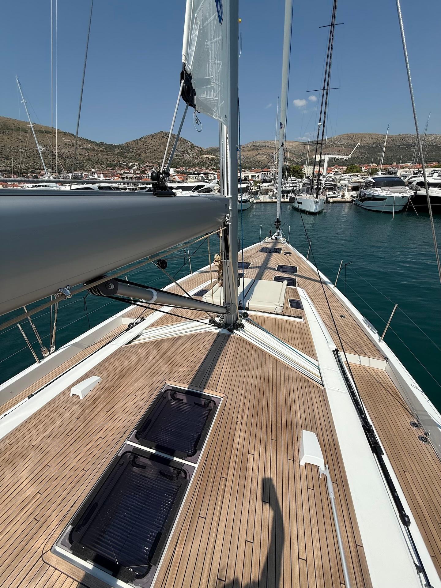 Oceanis 60 - 3 + 1 cab., picture 7