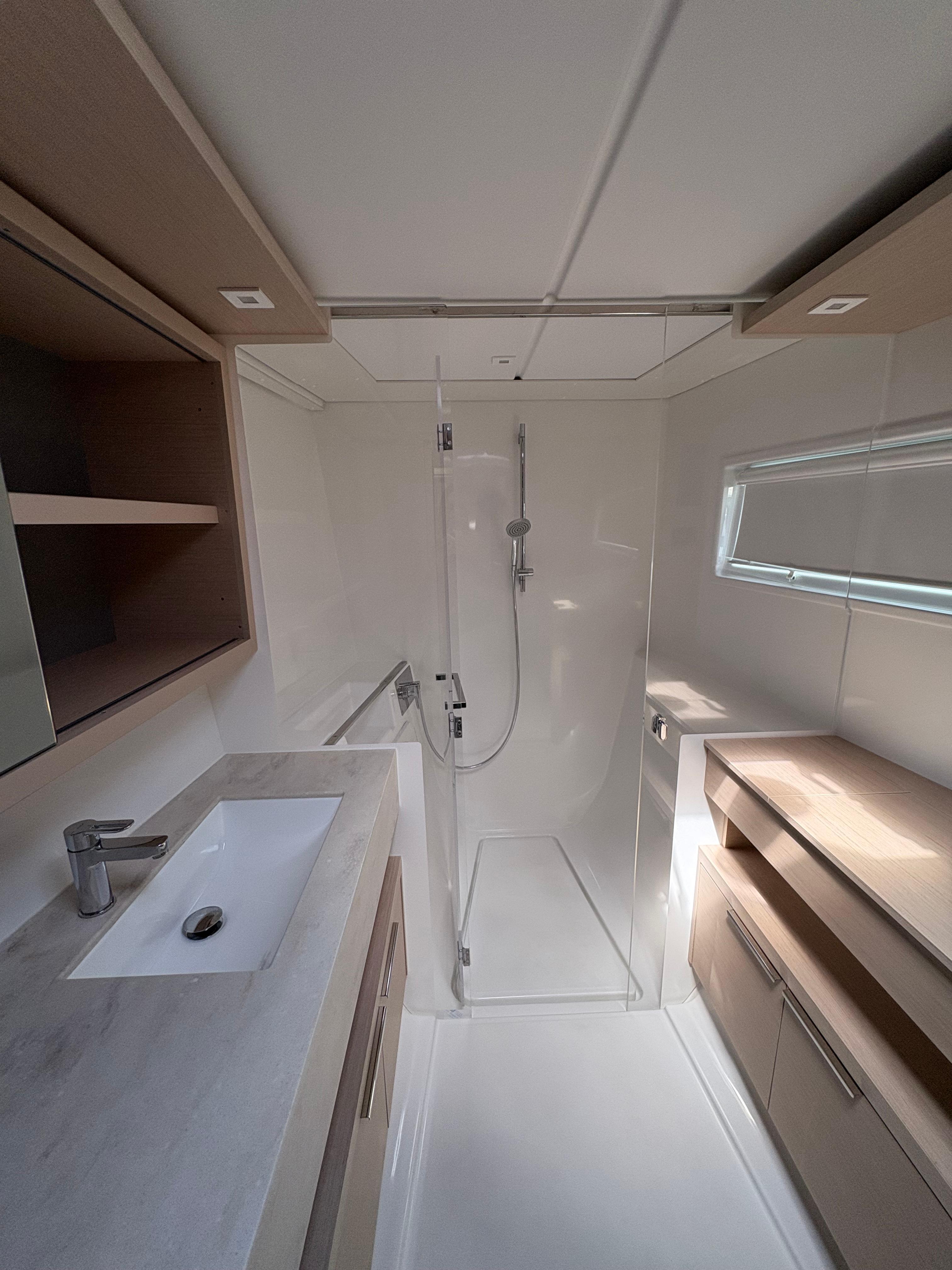 Lagoon 46 OW - 3 + 2 cab., picture 15