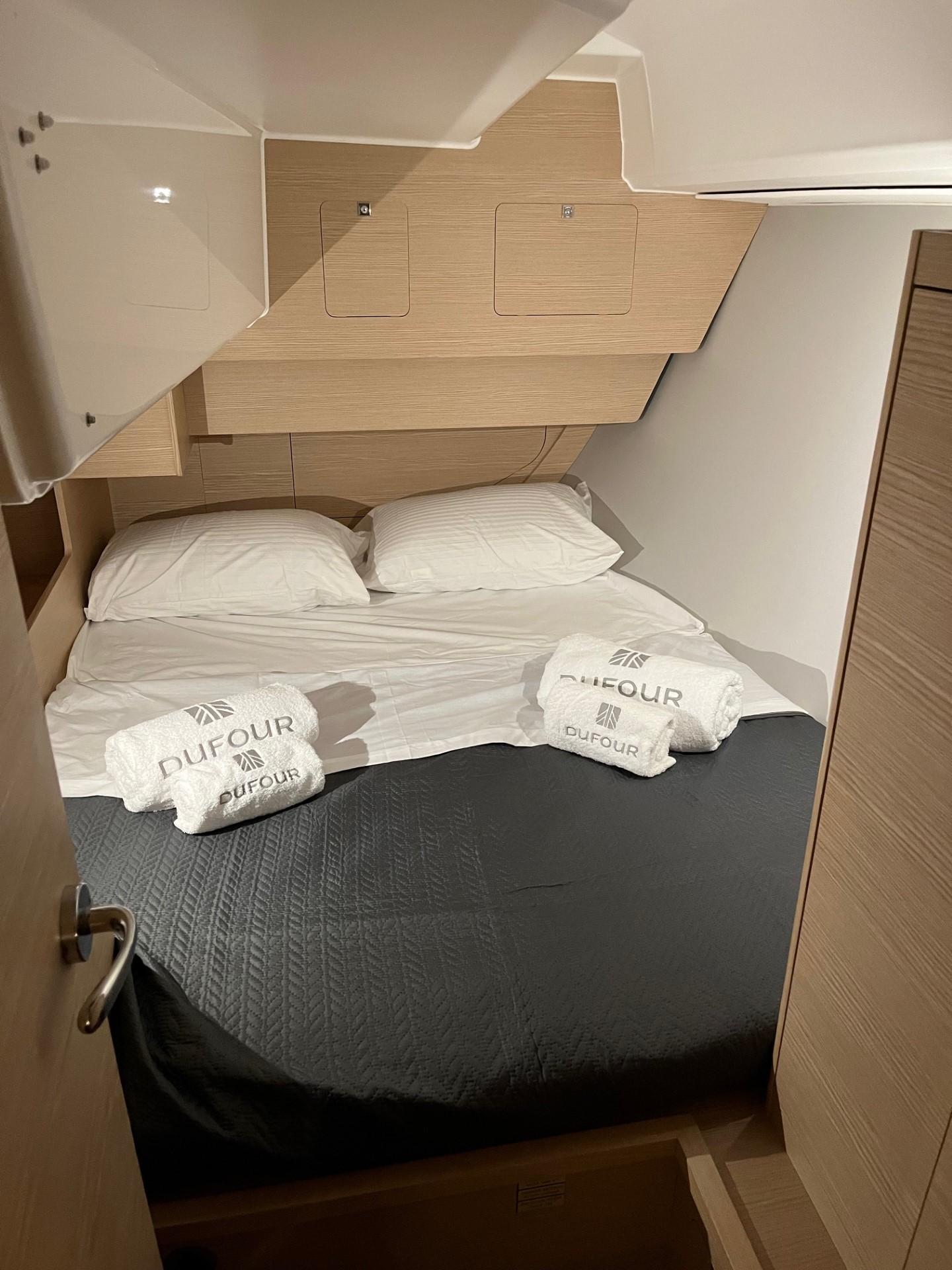 Dufour 37 - 3 cab., picture 7