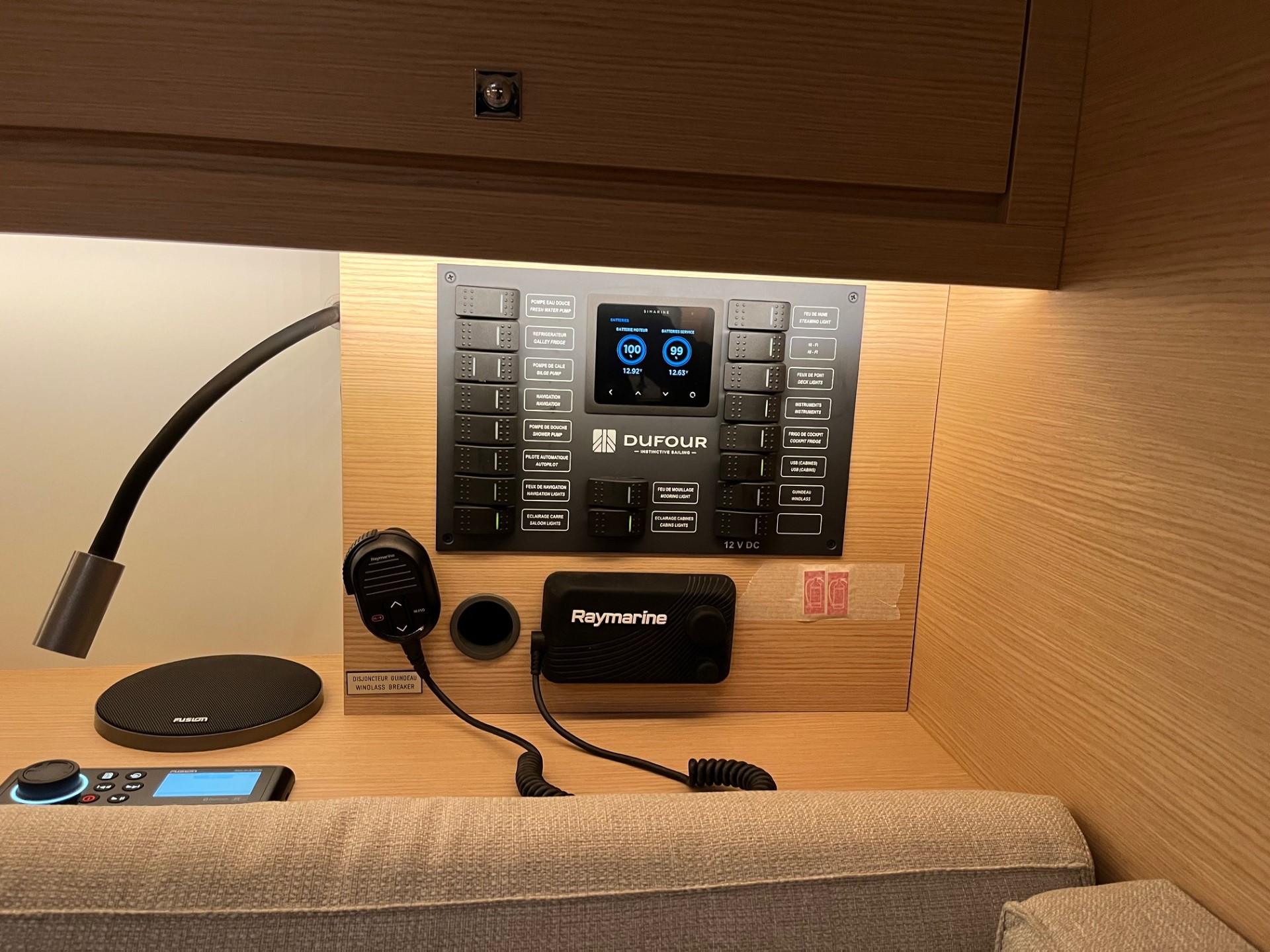 Dufour 37 - 3 cab., picture 11