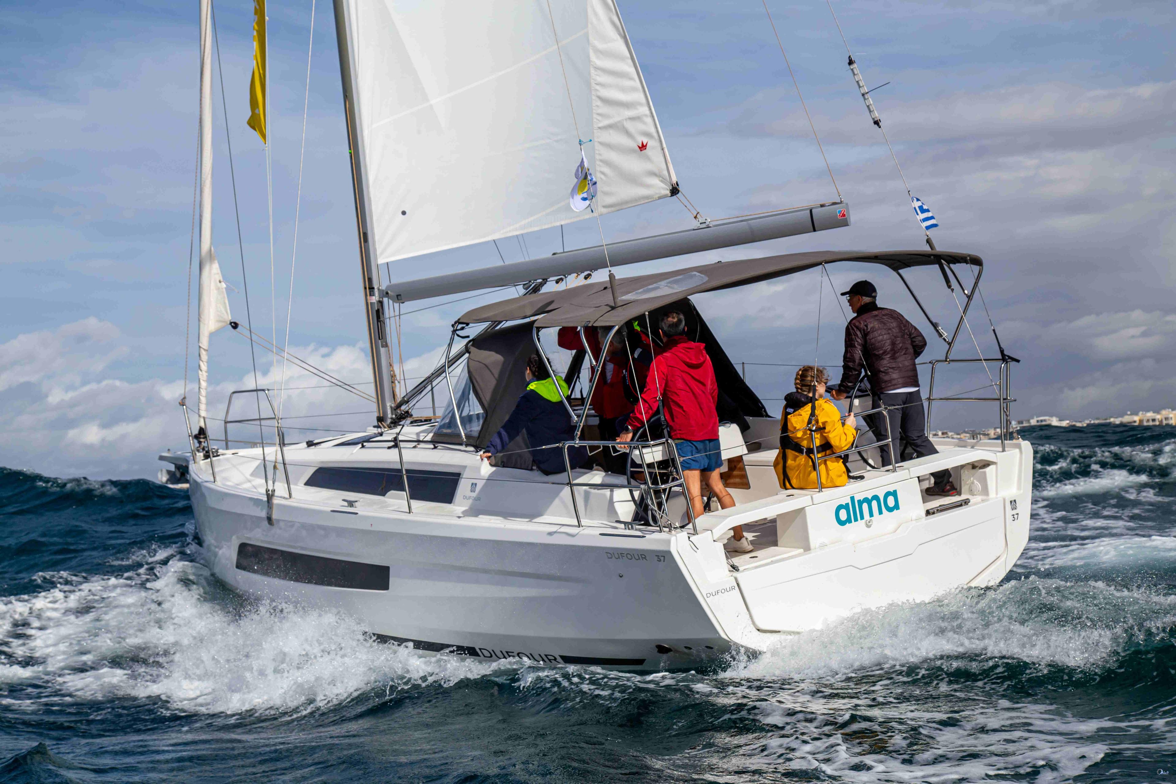 Dufour 37 - 3 cab., picture 1