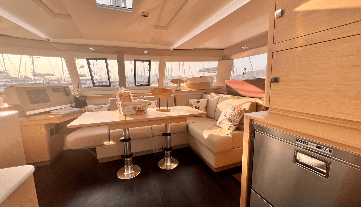 Fountaine Pajot Astrea 42 - 3 + 1 cab., picture 9