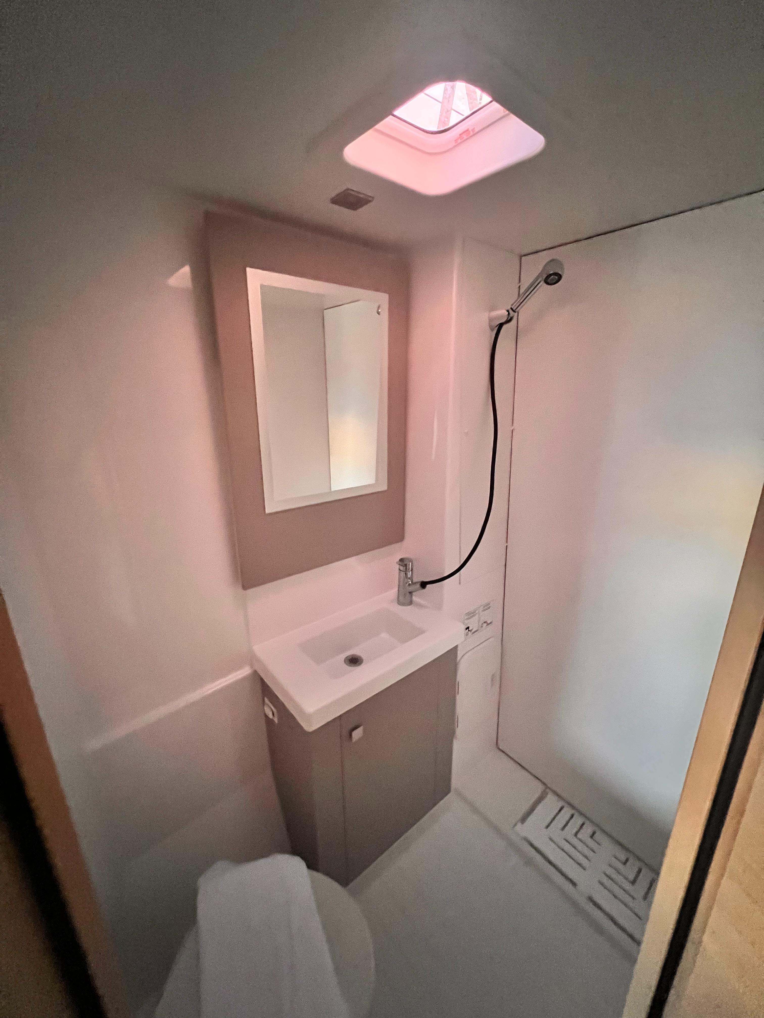 Fountaine Pajot Astrea 42 - 3 + 1 cab., picture 14