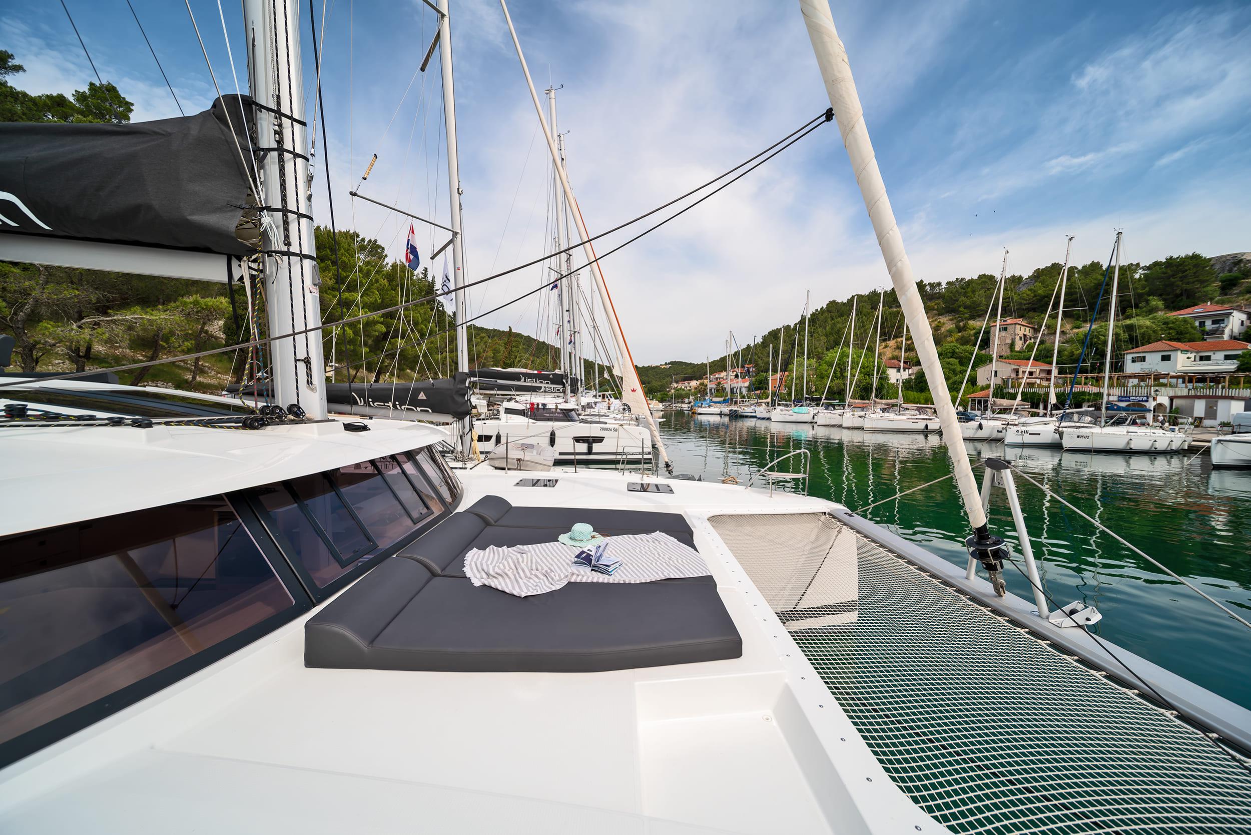 Fountaine Pajot Tanna 47 - 5 + 1 cab., picture 11