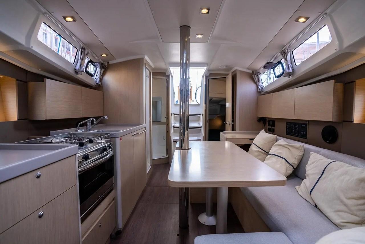 Oceanis 35.1, picture 6