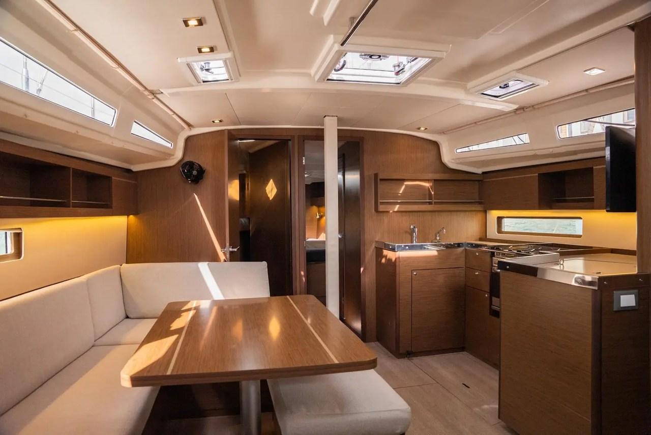 Oceanis 40.1, picture 7