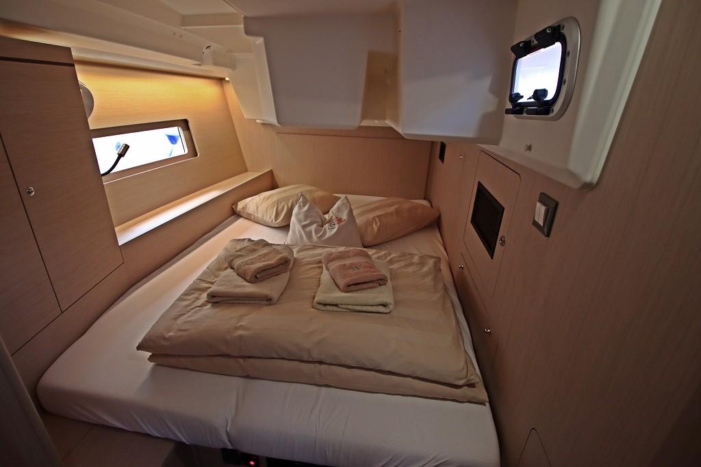 Oceanis 46.1, picture 31