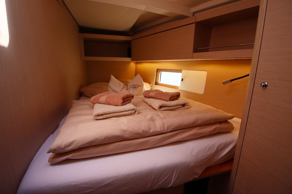 Oceanis 46.1, picture 17