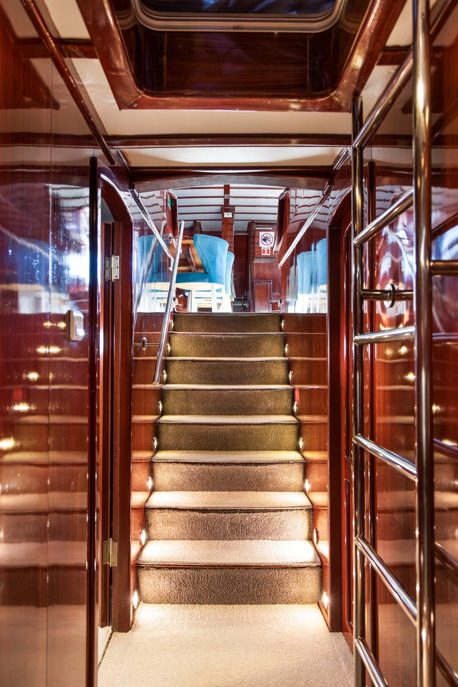 Phoenix Bronze, picture 42