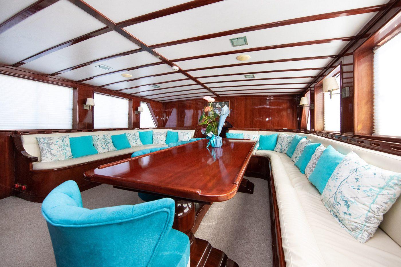 Phoenix Bronze, picture 22