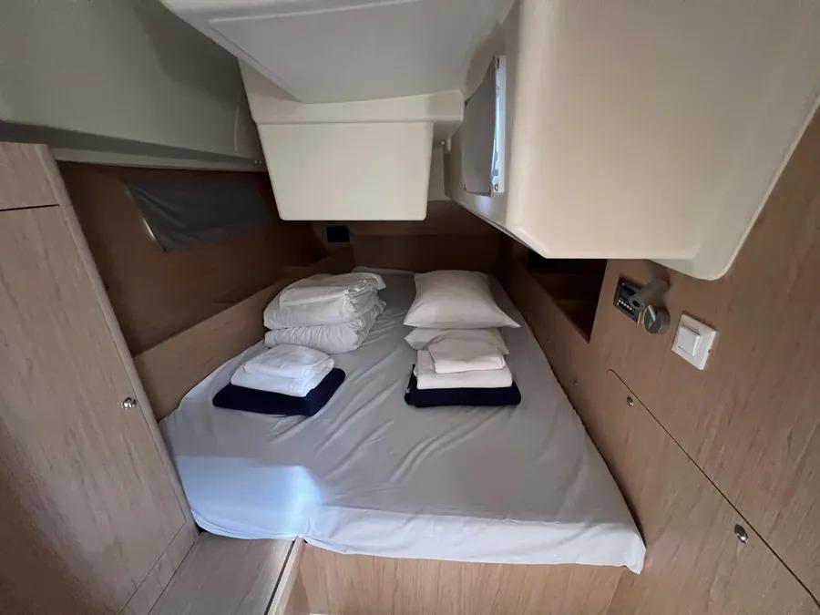 Oceanis 41.1, picture 6