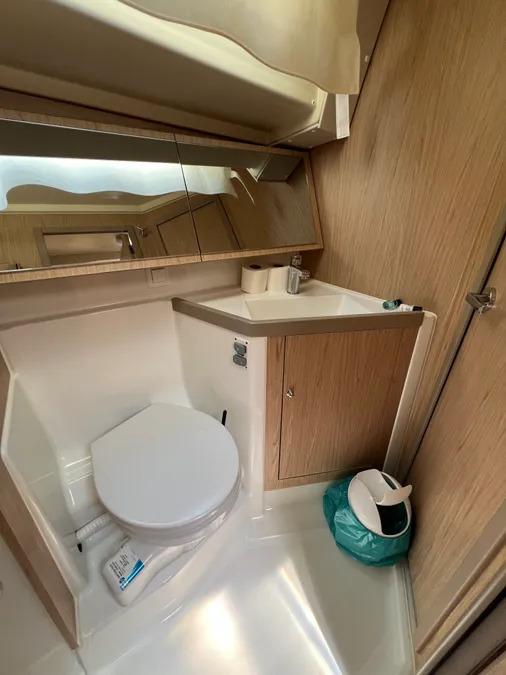 Oceanis 41.1, picture 7