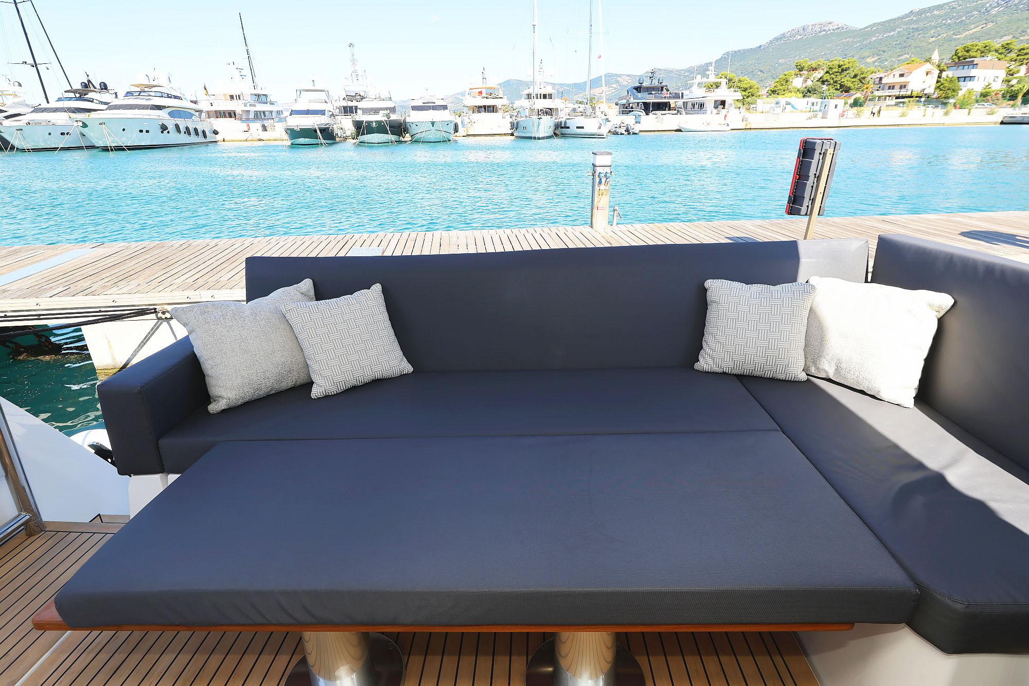 Sealine C390, picture 15