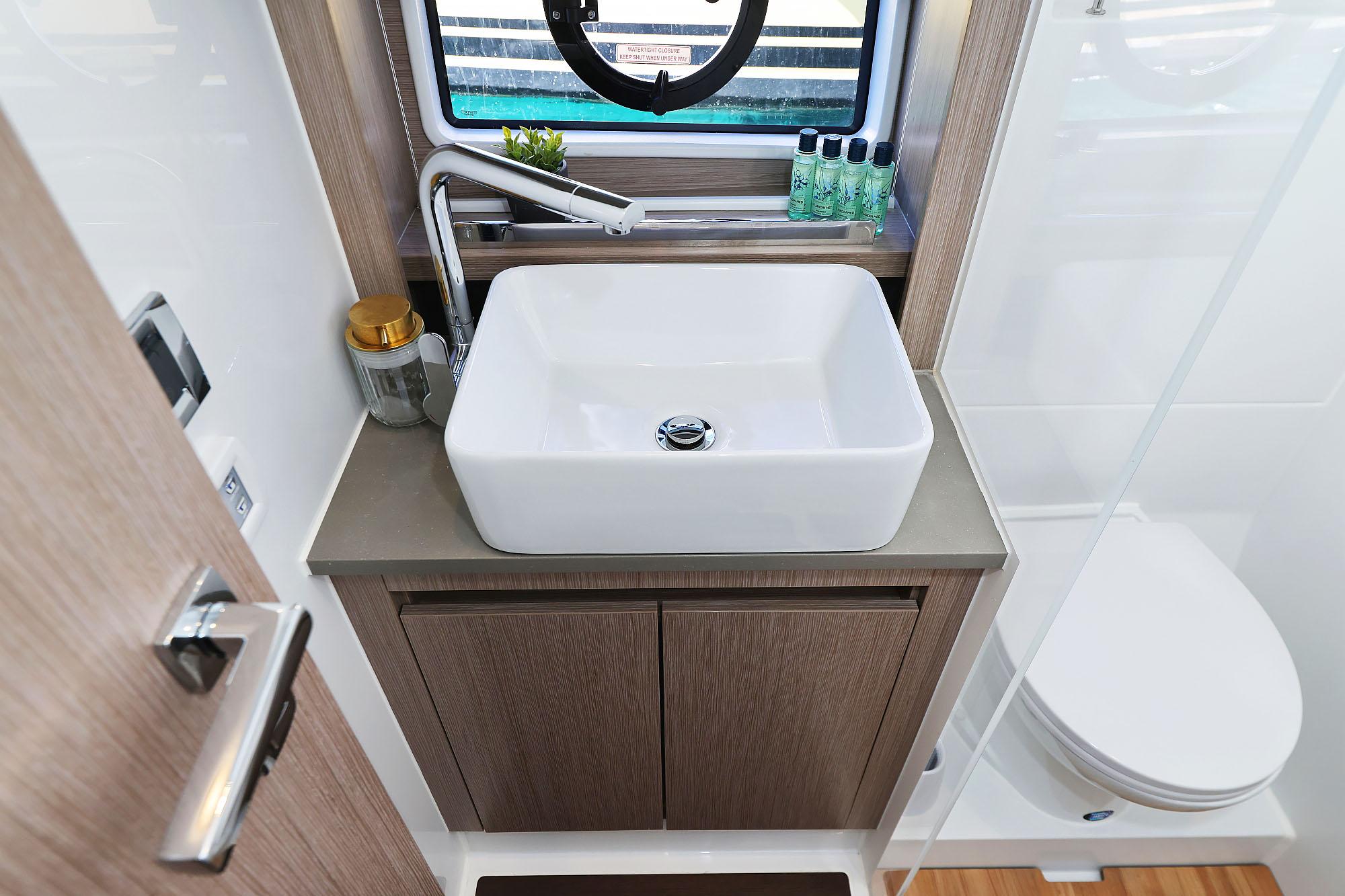 Sealine C390, picture 35