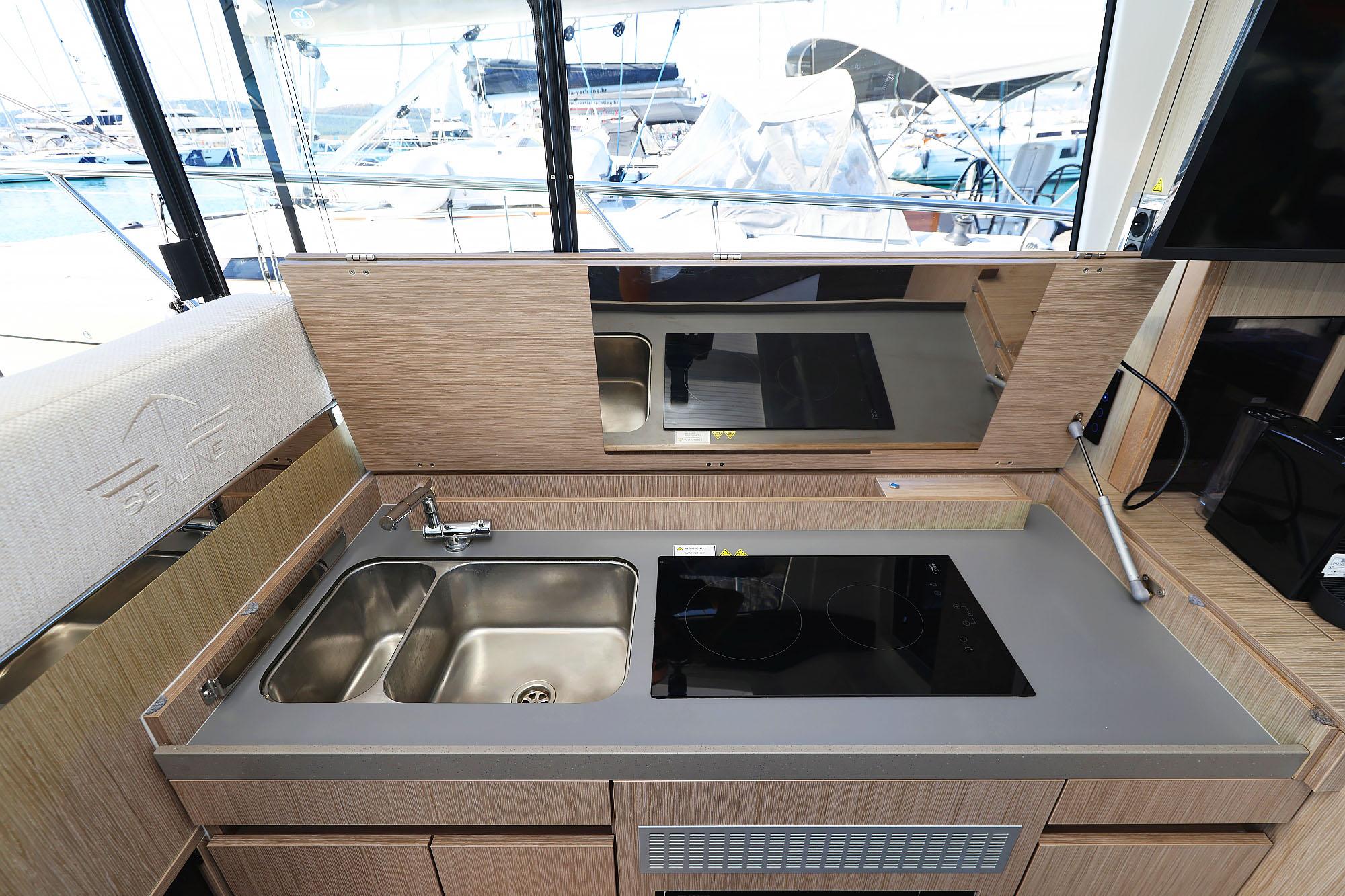 Sealine C390, picture 23