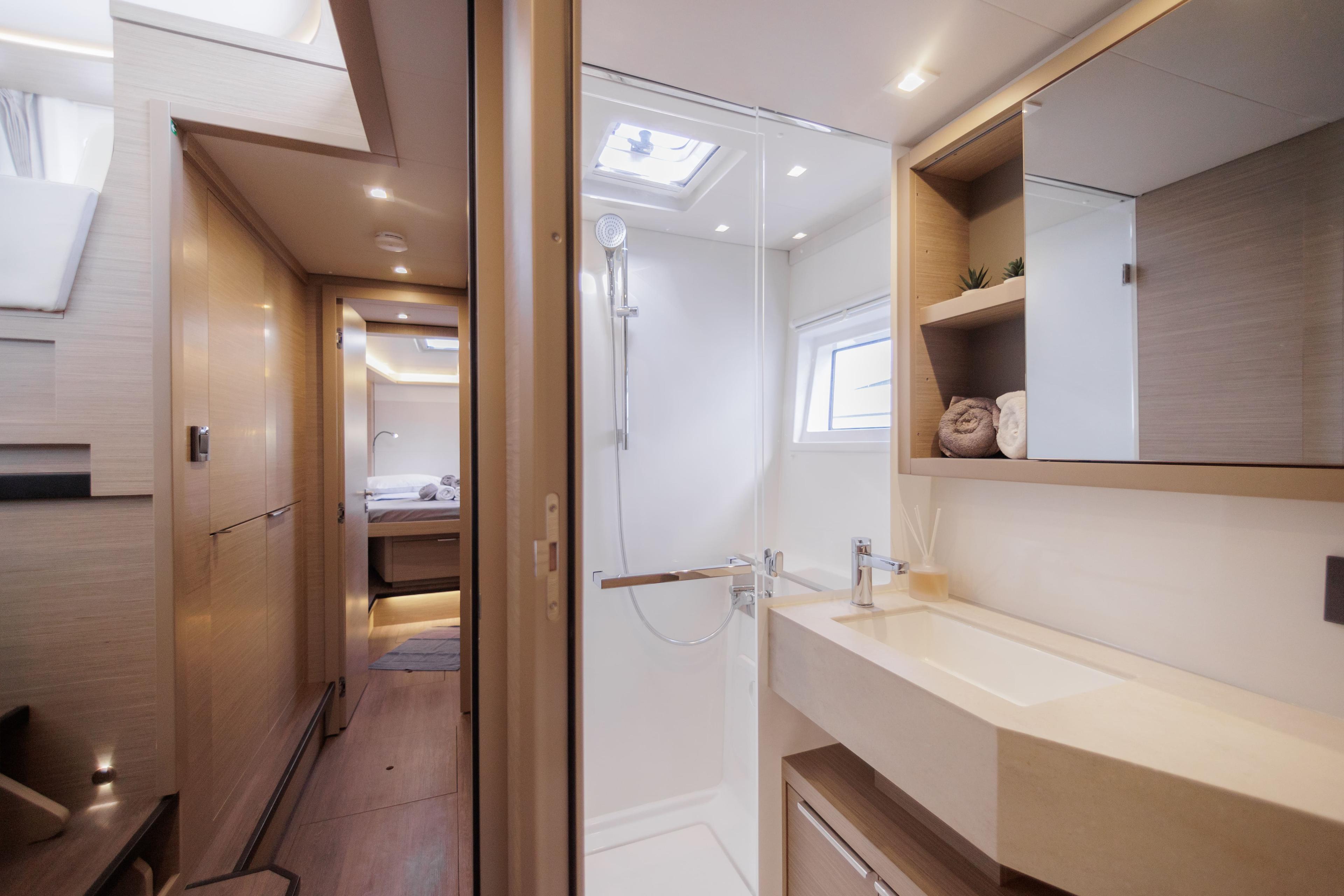 Lagoon 46 - 4 + 2 cab., picture 25