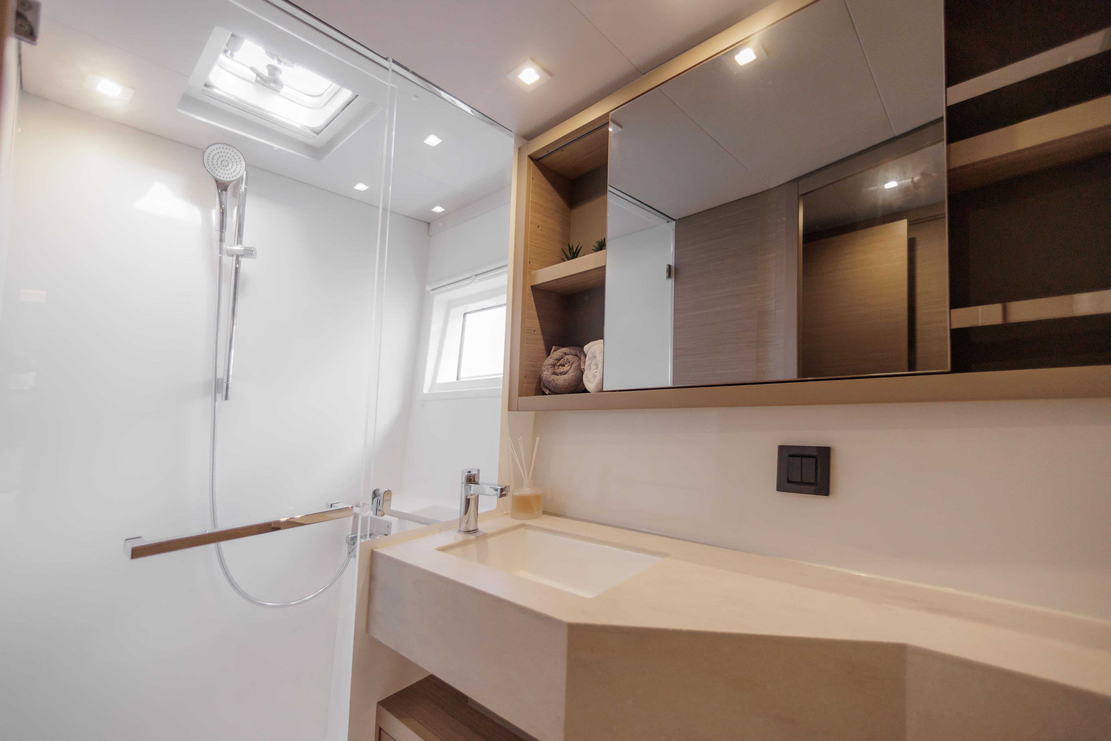 Lagoon 46 - 4 + 2 cab., picture 28