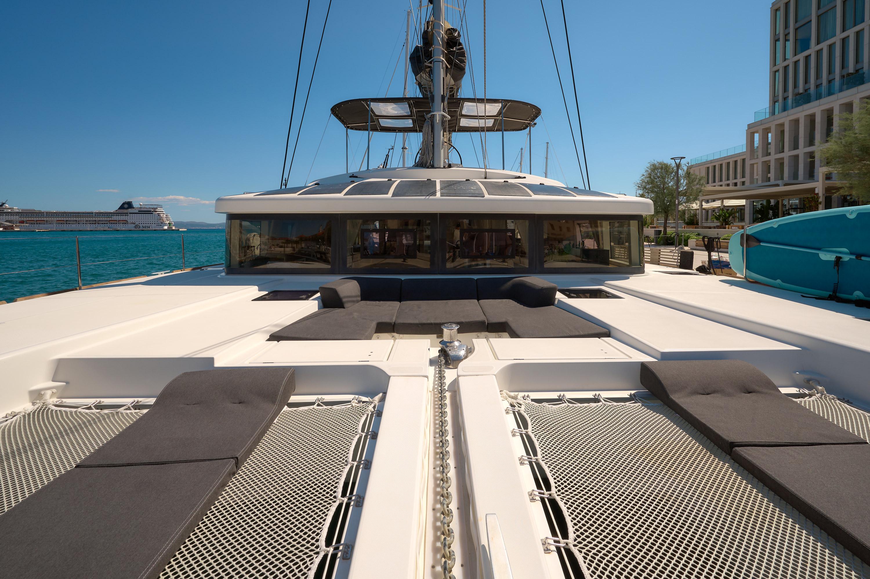 Lagoon 52 F - 6 + 2 cab., picture 12