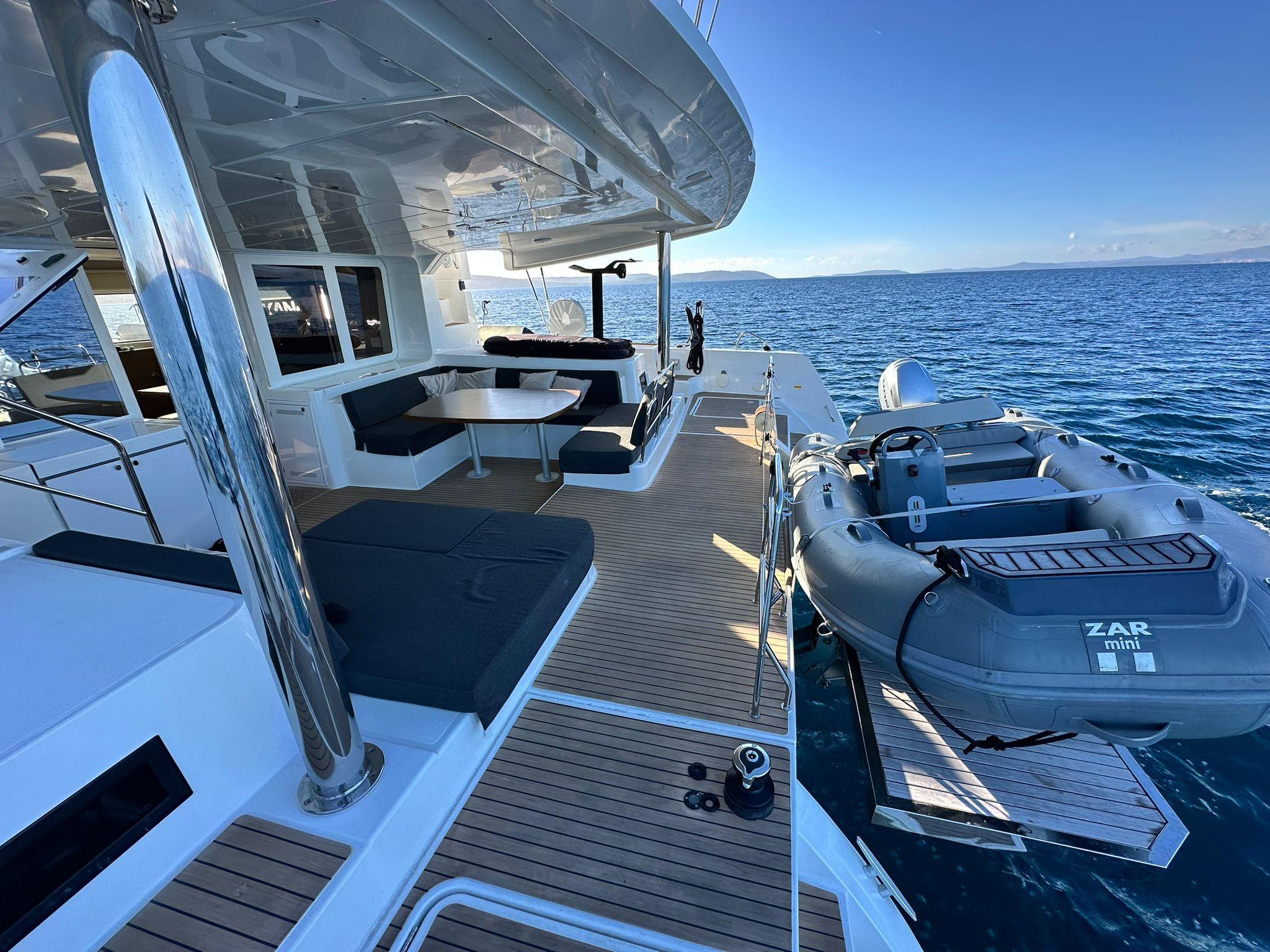 Lagoon 52 F - 6 + 2 cab., picture 5