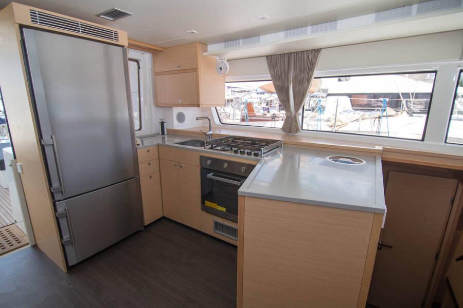 Lagoon 52 F - 6 + 2 cab., picture 12