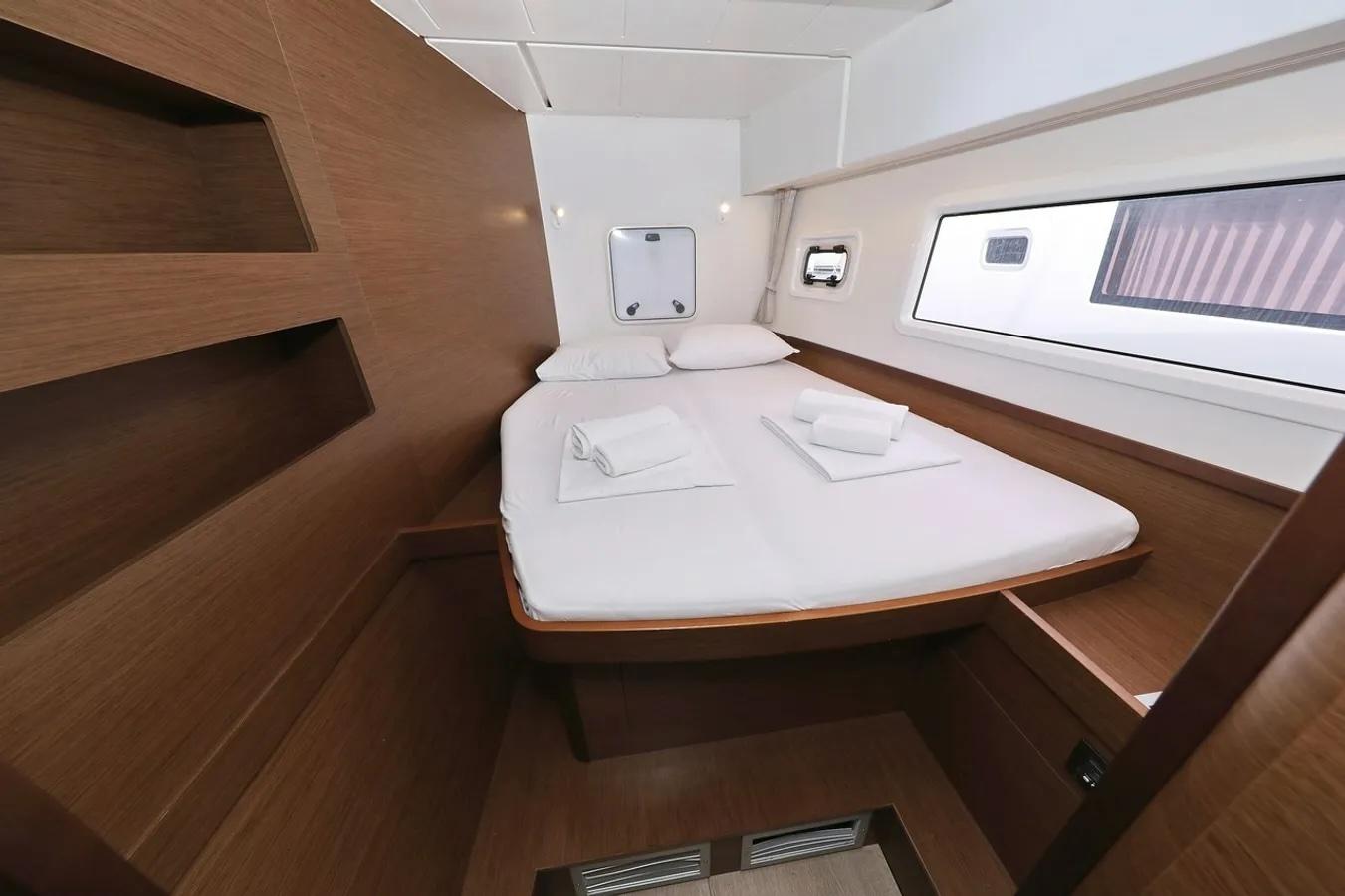 Lagoon 42 - 4 + 2 cab., picture 22