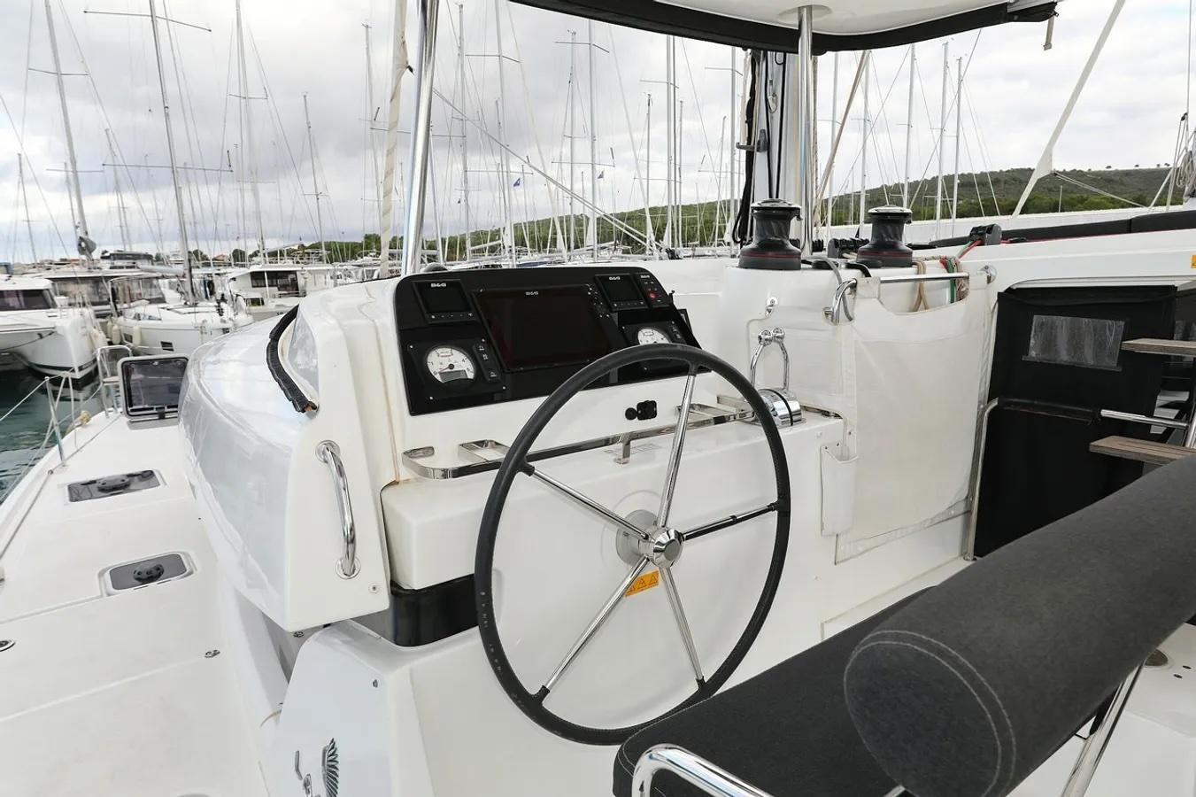 Lagoon 42 - 4 + 2 cab., picture 7