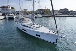 Oceanis 46.1, picture 5