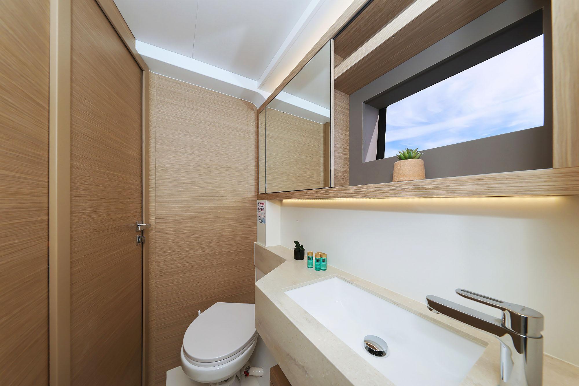 Lagoon 51 - 6 + 2 cab., picture 34