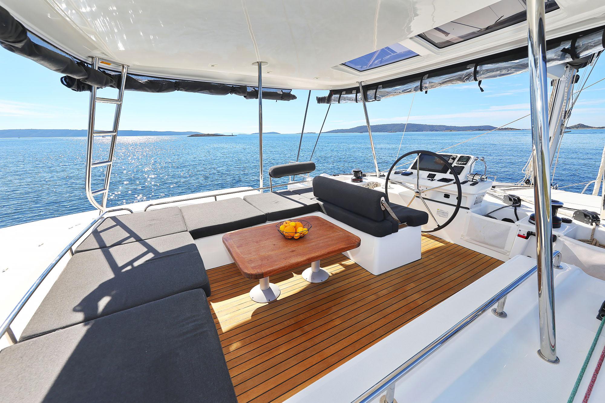 Lagoon 51 - 6 + 2 cab., picture 8