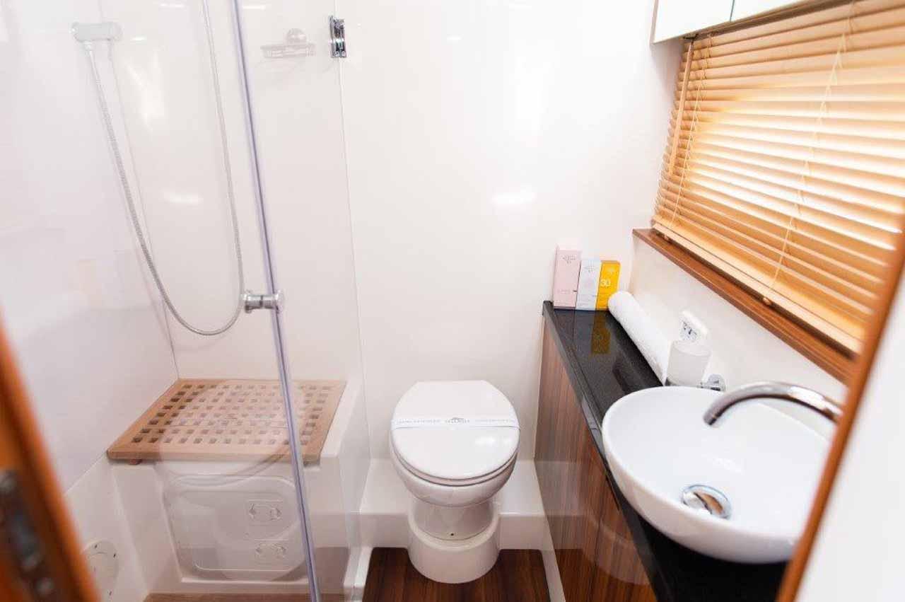 Aquila 44, picture 31