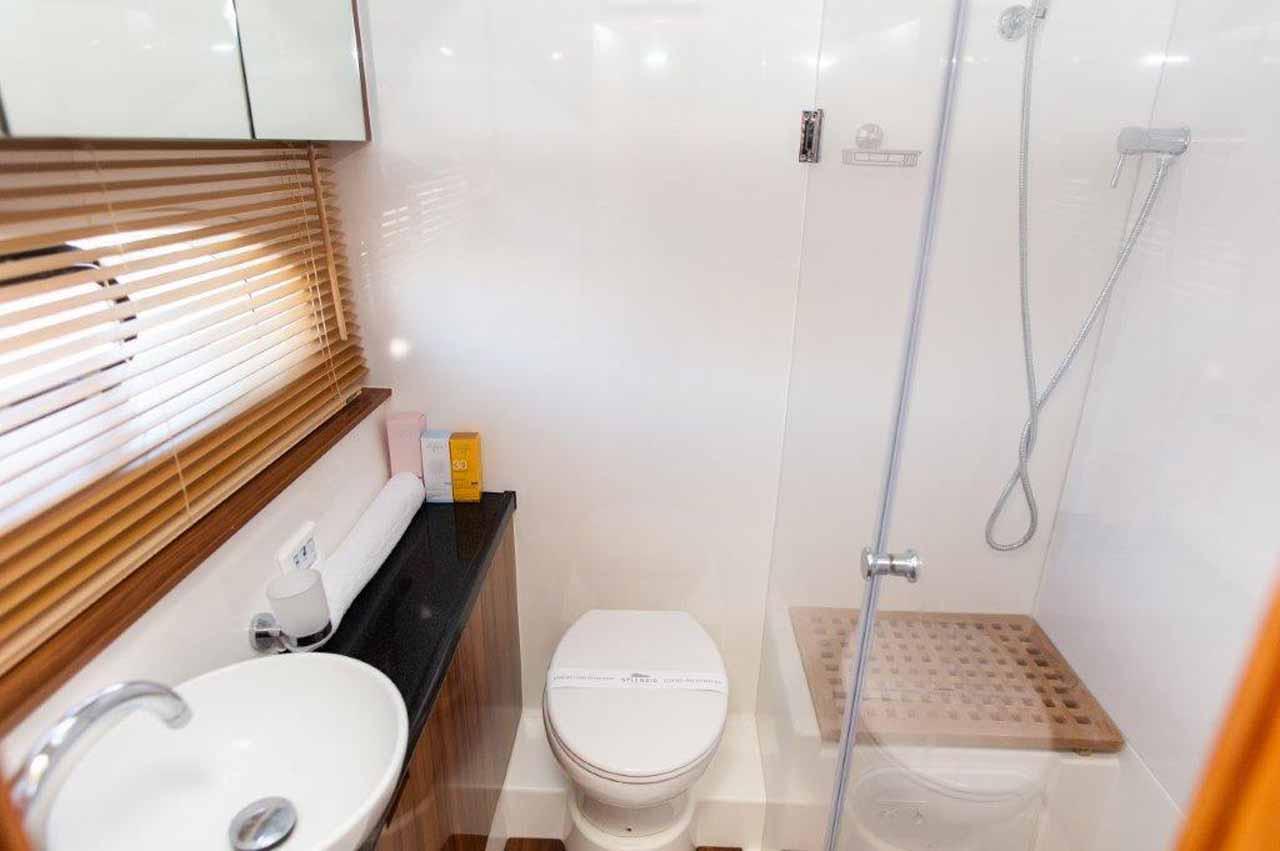 Aquila 44, picture 29