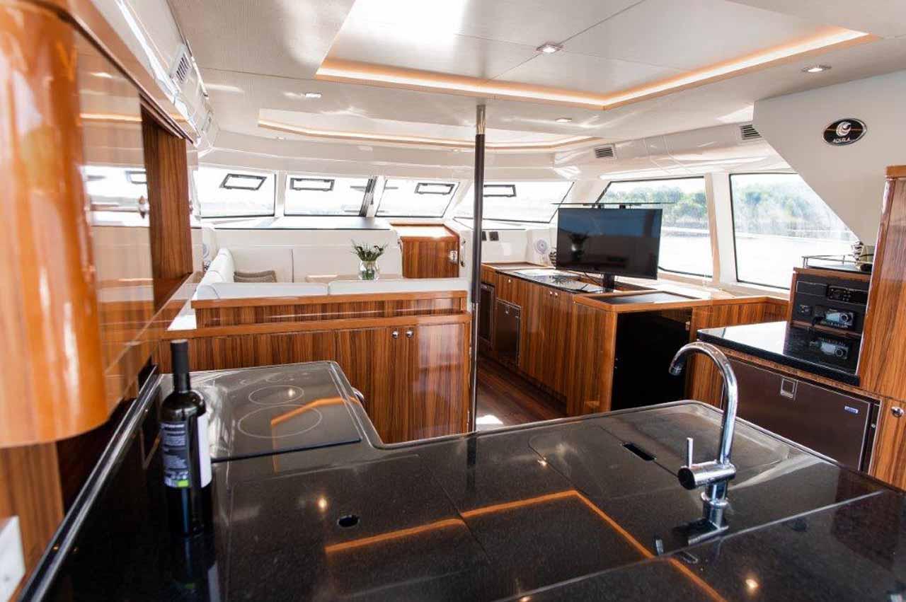 Aquila 44, picture 19