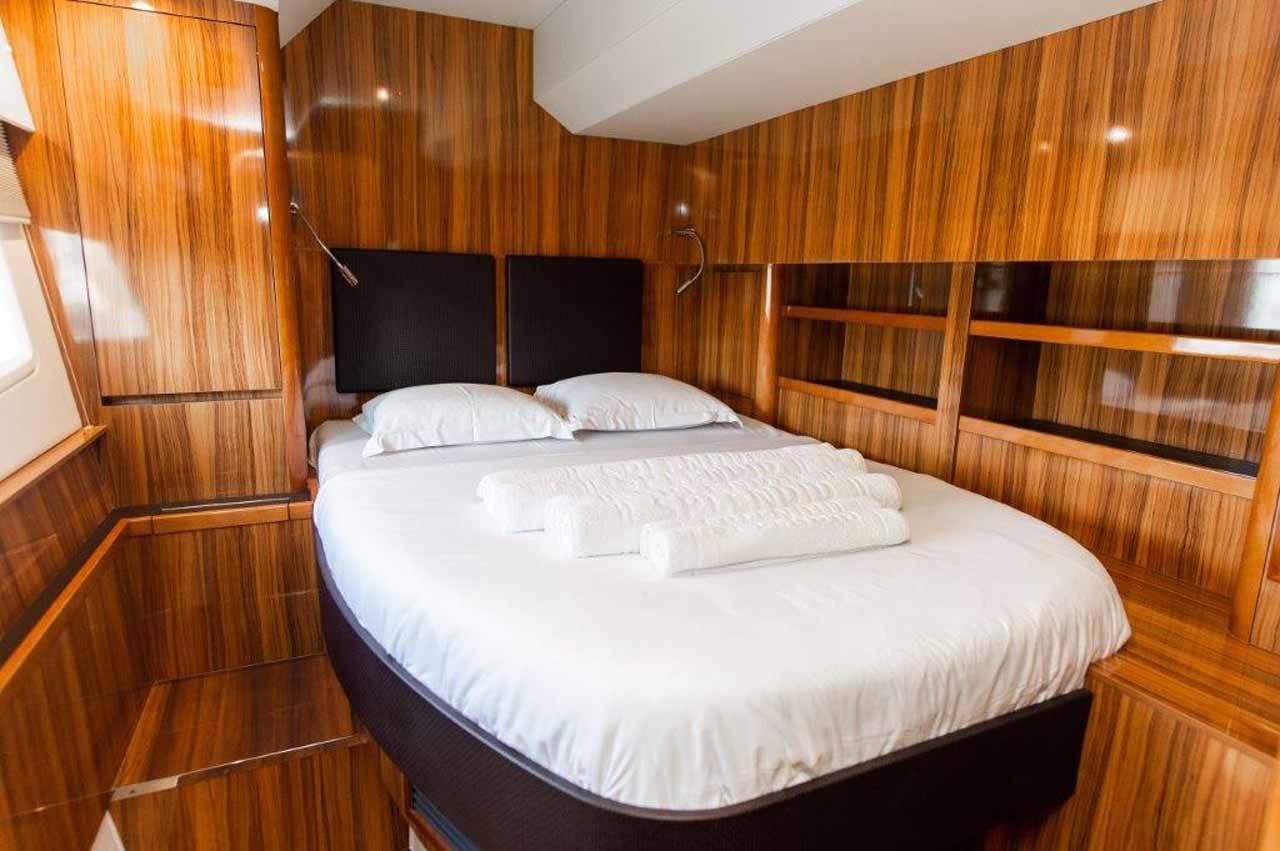 Aquila 44, picture 30