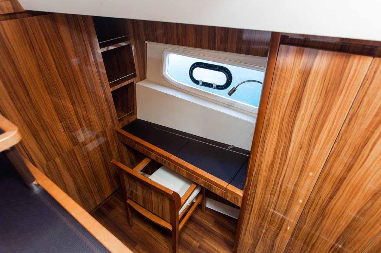 Aquila 44, picture 25