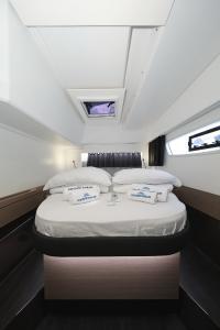 Fountaine Pajot Astrea 42 - 4 + 2 cab., picture 18