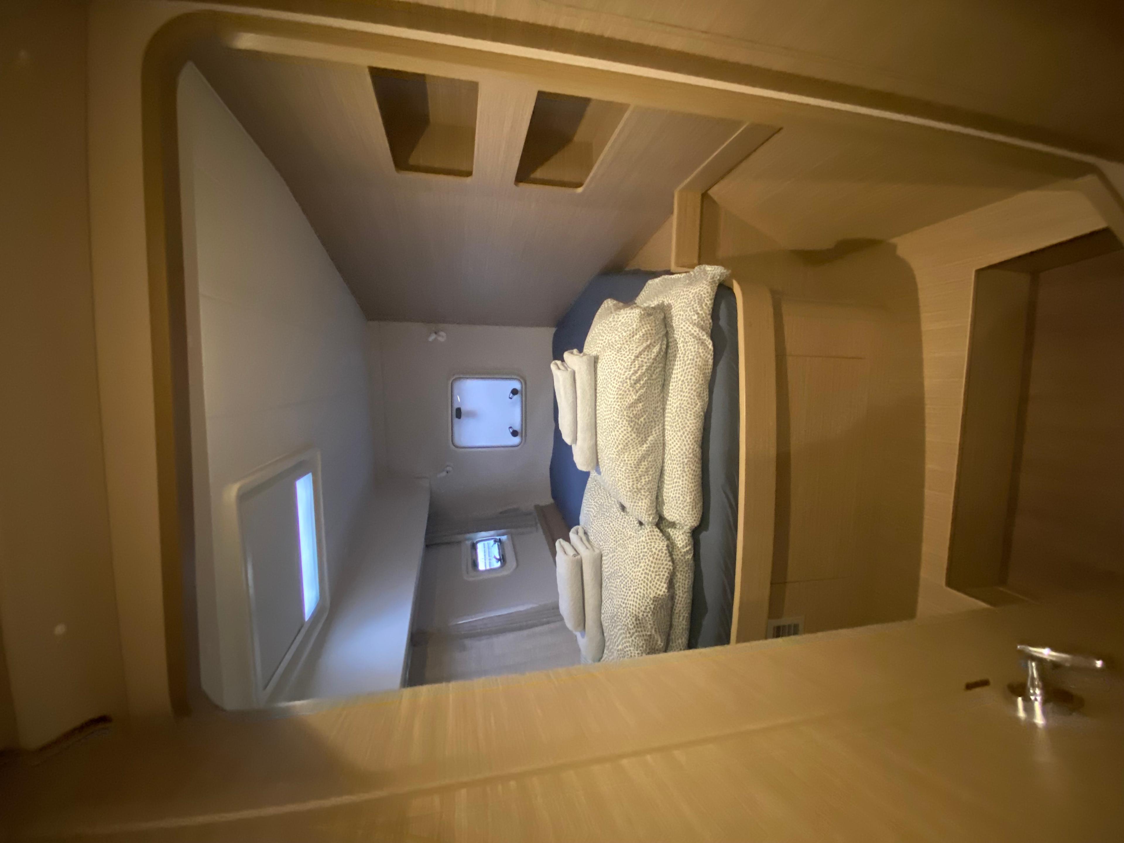 Lagoon 42 - 4 + 1 cab., picture 15