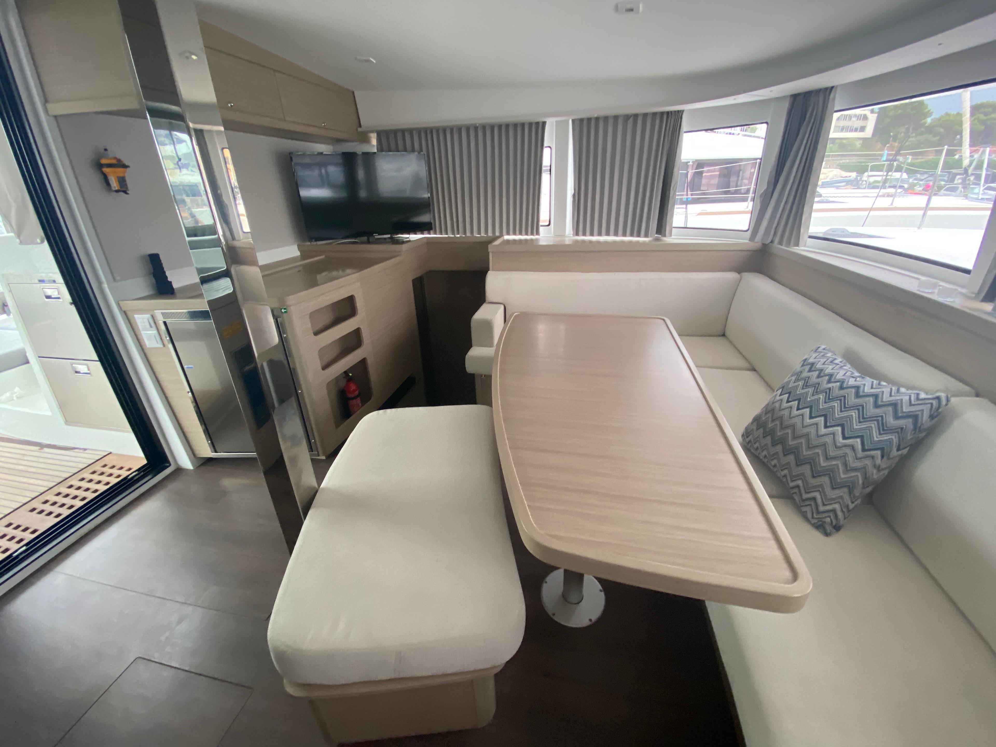 Lagoon 42 - 4 + 1 cab., picture 10