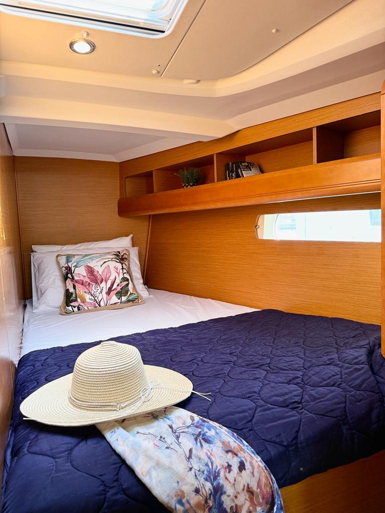 Sun Odyssey 469, picture 4