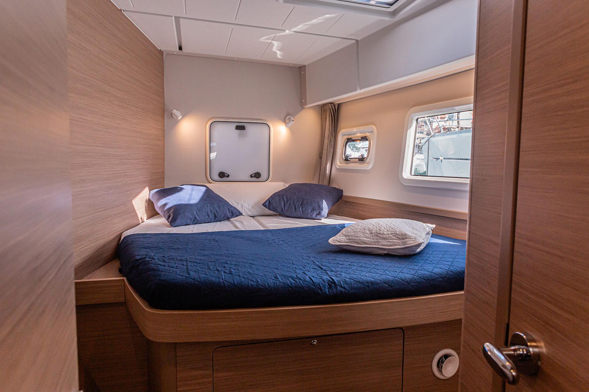 Lagoon 42 - 4 + 1 cab., picture 11